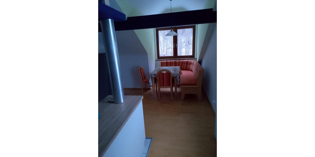 Dachgeschoßwohnung Trochtelfingen - 3.5 Zimmer, 80 m&sup2;, 800&euro; | Angebot:24511764