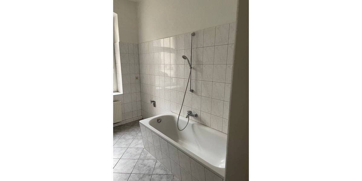 Etagenwohnung Olbernhau Niederneuschönberg - 2 Zimmer, 64 m&sup2;, 320&euro; | Angebot:25663524