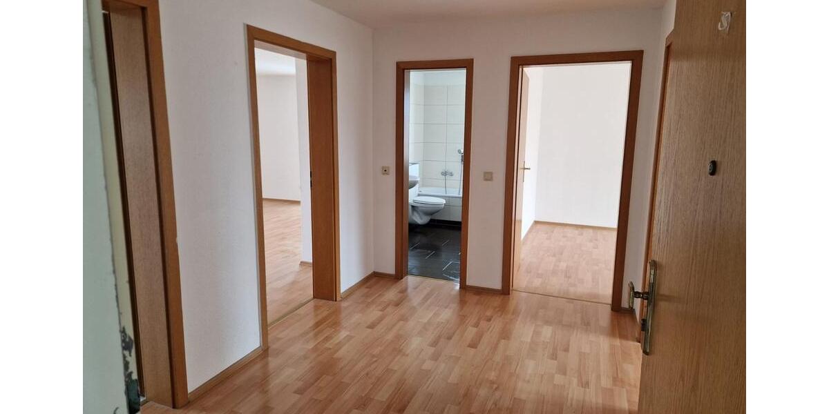 Etagenwohnung Wanzleben-Börde Börde - 3 Zimmer, 81 m&sup2;, 460&euro; | Angebot:26262561