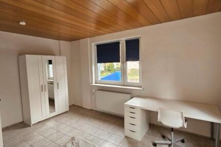 WG Zimmer in 3er FRAUEN WG zimmer