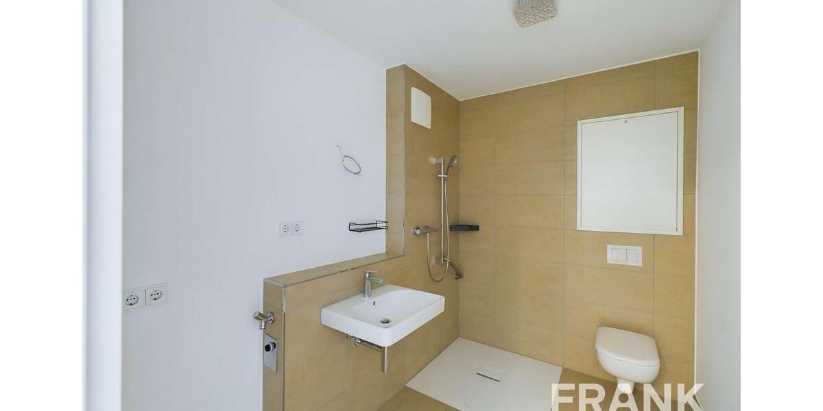 Etagenwohnung Friedrichsdorf - 2 Zimmer, 52 m&sup2;, 865&euro; | Angebot:26003344