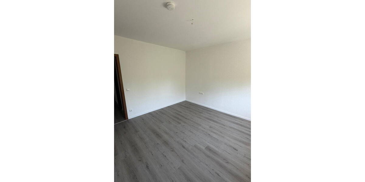 Etagenwohnung aachen Brand - 2 Zimmer, 98 m&sup2;, 1.150&euro; | Angebot:26847407