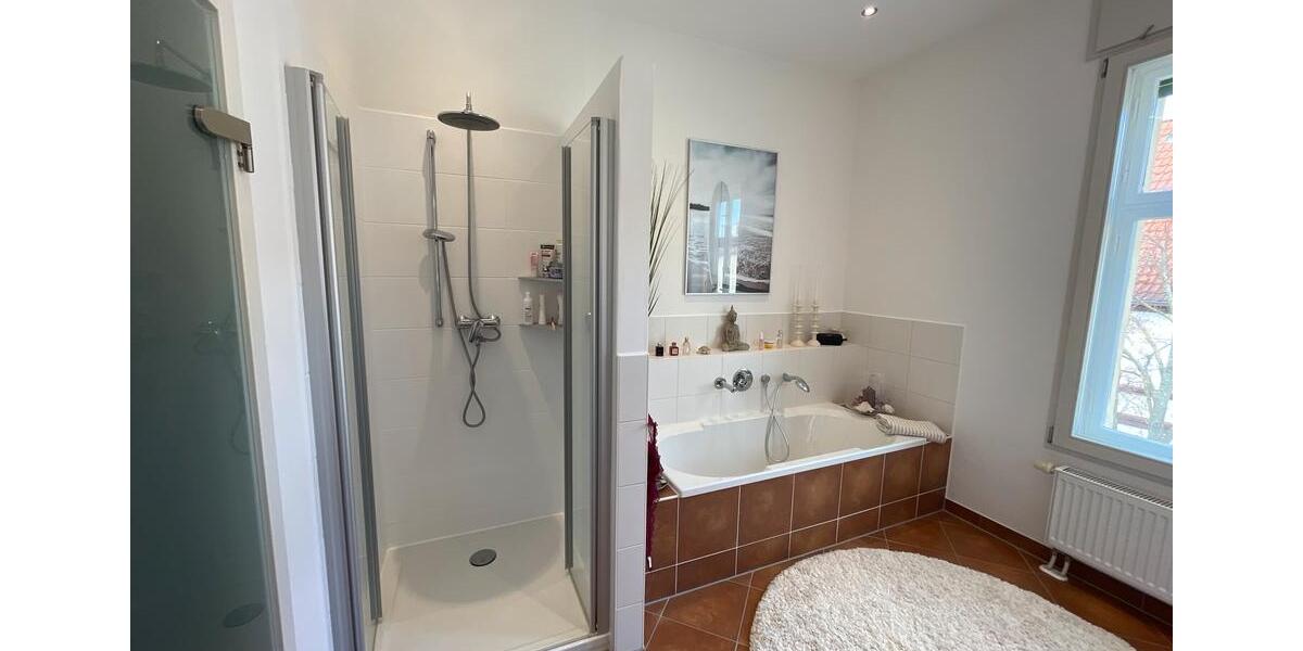 Etagenwohnung Barleben - 4 Zimmer, 121 m&sup2;, 1.300&euro; | Angebot:25832964