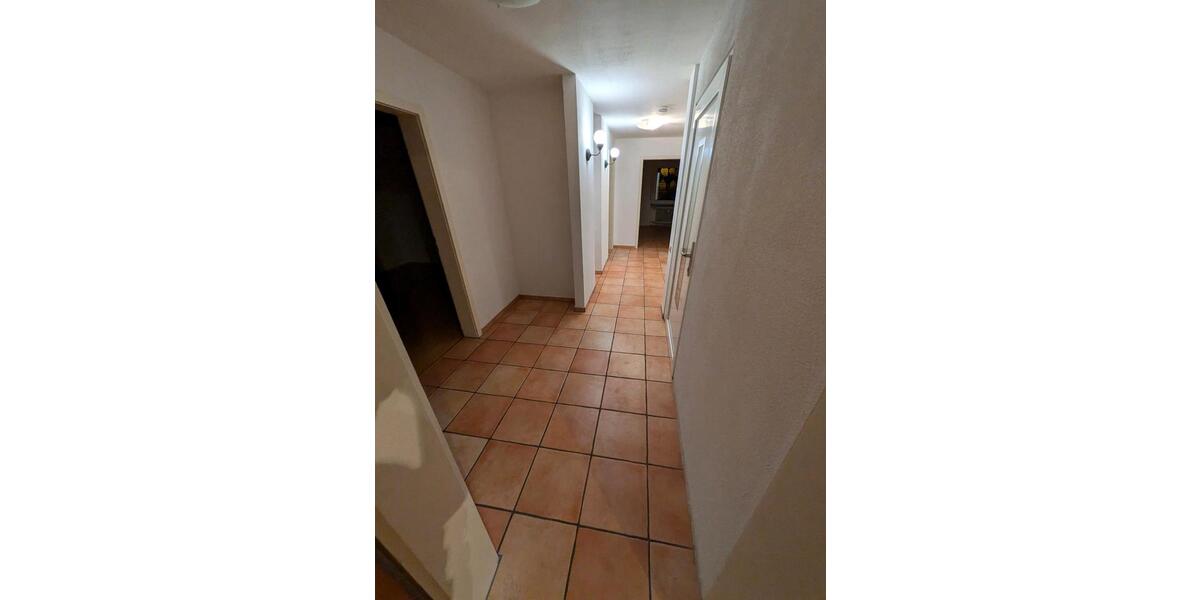 Dachgeschoßwohnung Altensteig - 4 Zimmer, 96 m&sup2;, 1.250&euro; | Angebot:26050729