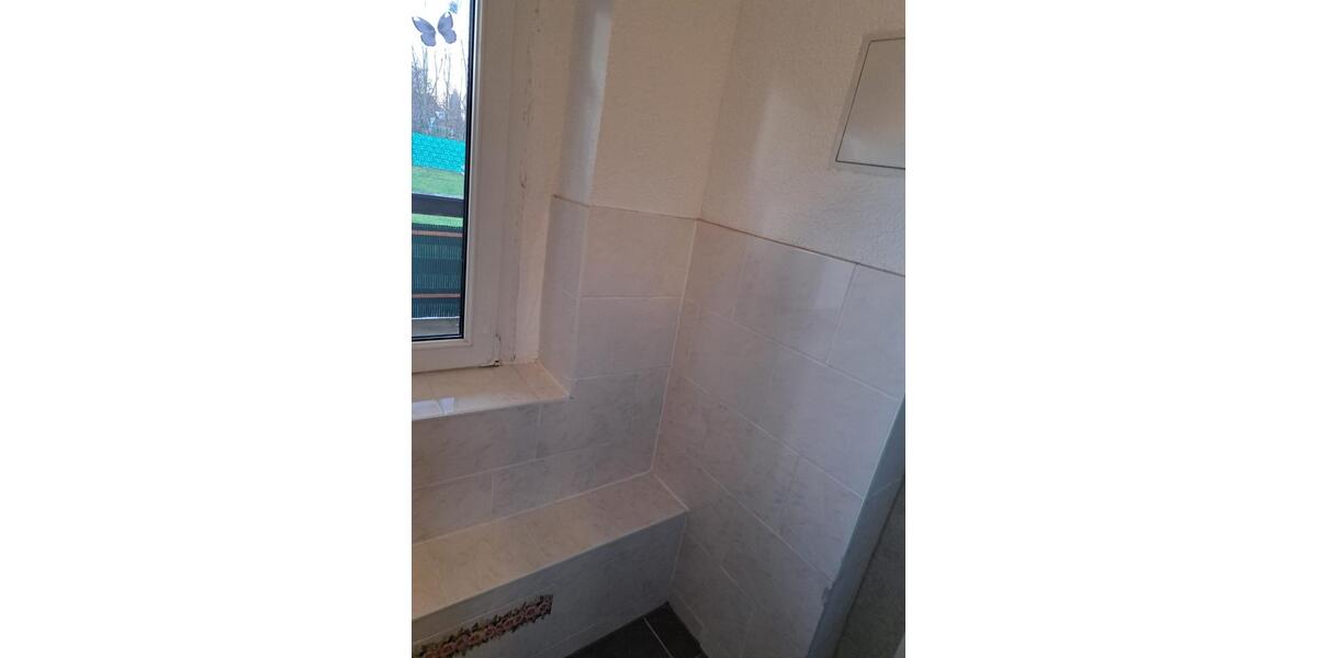 Ruhig wohnen mit Terrasse & Grünblick – 3-Zimmer-Wohnung in Leuna 3 zimmer