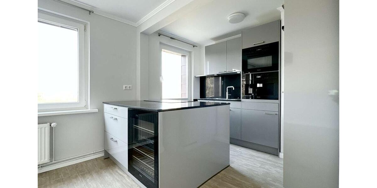 Dachgeschoßwohnung Rostock Hansaviertel - 3 Zimmer, 56 m&sup2;, 1.140&euro; | Angebot:24754744