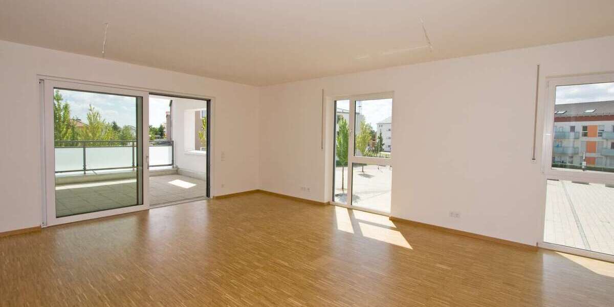 Etagenwohnung Augsburg-Göggingen Göggingen - 3 Zimmer, 140 m&sup2;, 1.920&euro; | Angebot:26756849