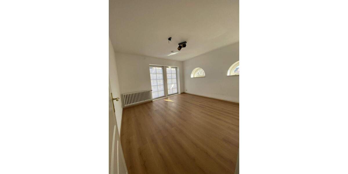 Etagenwohnung Hamburg Curslack - 4 Zimmer, 128 m&sup2;, 1.600&euro; | Angebot:25680419