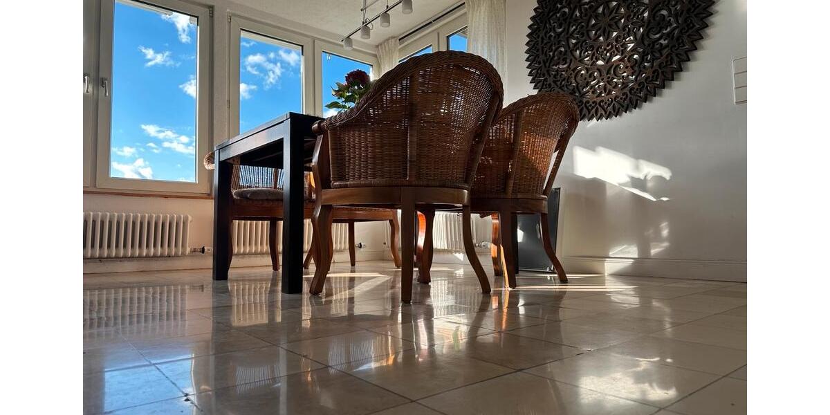 Maisonettenwohnung Stuttgart Vaihingen - 5 Zimmer, 140 m&sup2;, 2.150&euro; | Angebot:26548944