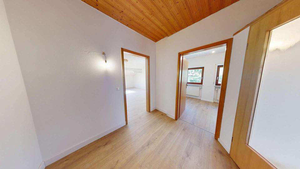 Dachgeschoßwohnung Schongau - 4 Zimmer, 108 m&sup2;, 1.200&euro; | Angebot:26454282