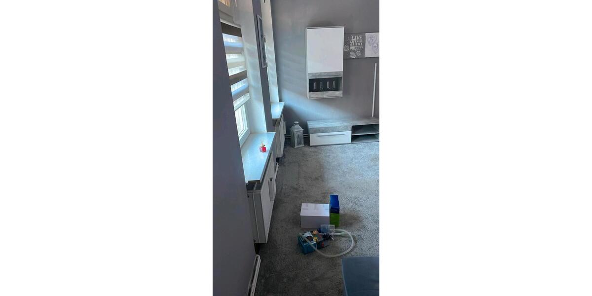 Biete eine 2 Zimmer - Wohnung mit Küche und Bad 2 zimmer