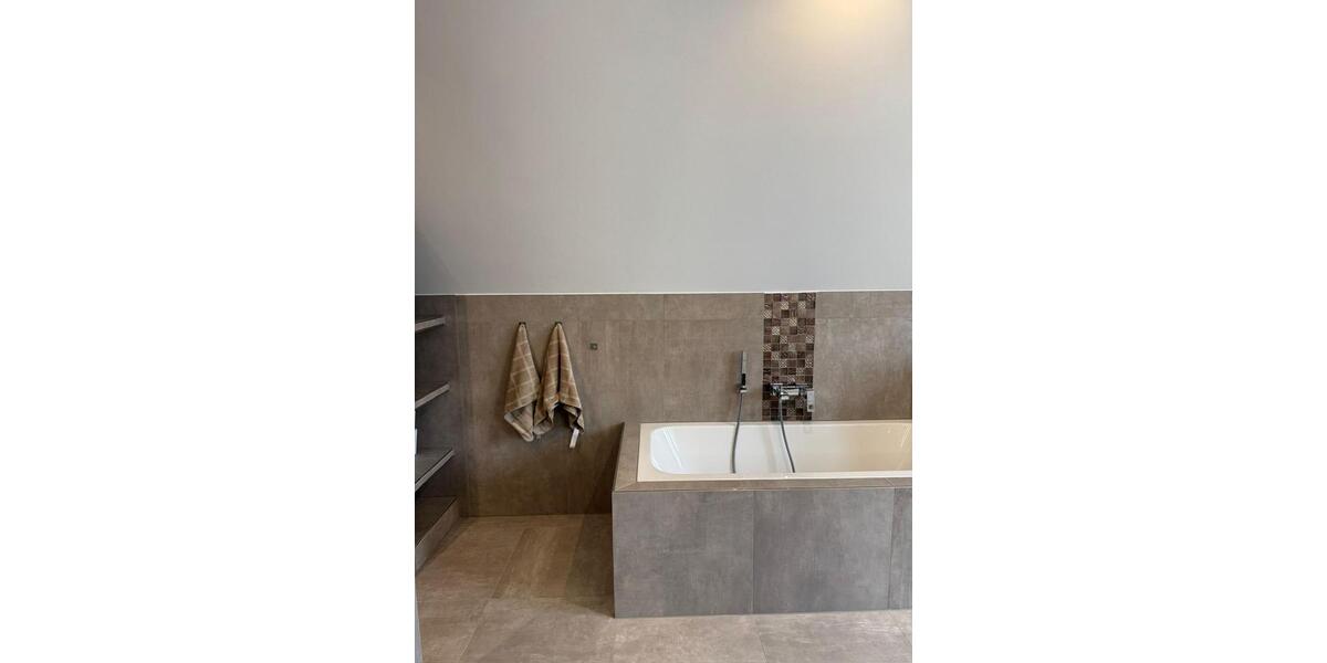Einfamilienhaus Rheine - 7 Zimmer, 236 m&sup2;, 2.200&euro; | Angebot:26266276