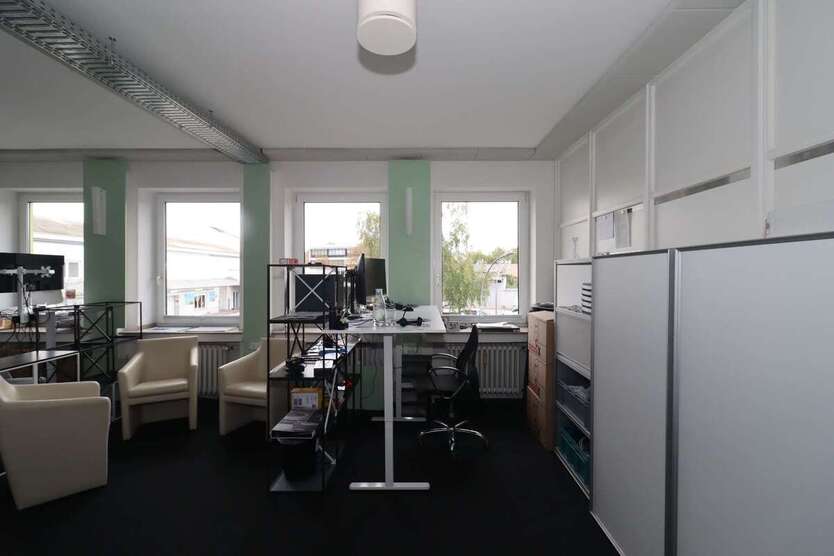 Büro in Köln 538 € 30 m² zimmer