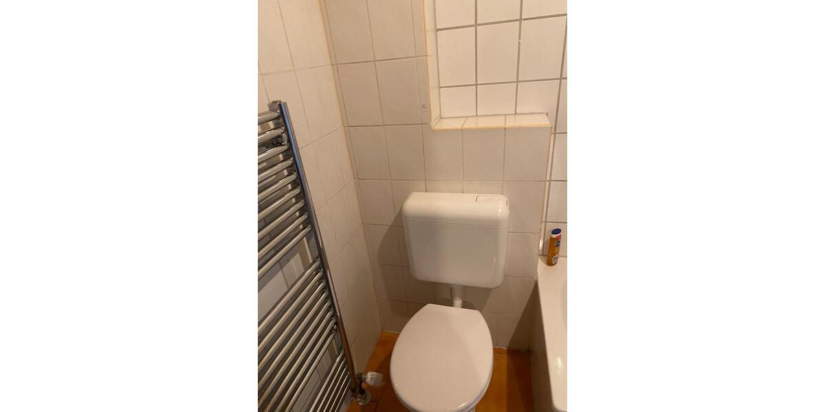 Dachgeschoßwohnung Pollenfeld - 4 Zimmer, 85 m&sup2;, 850&euro; | Angebot:24552901