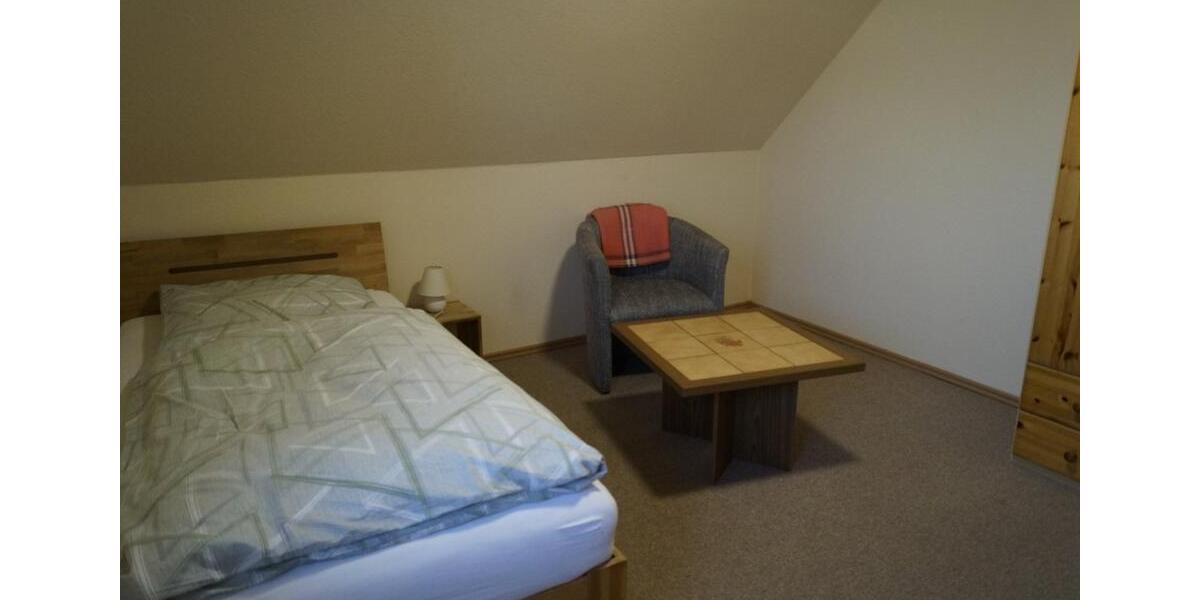 Wohnen auf Zeit Liebenau - 3 Zimmer, 100 m&sup2;, 35&euro; | Angebot:25804829