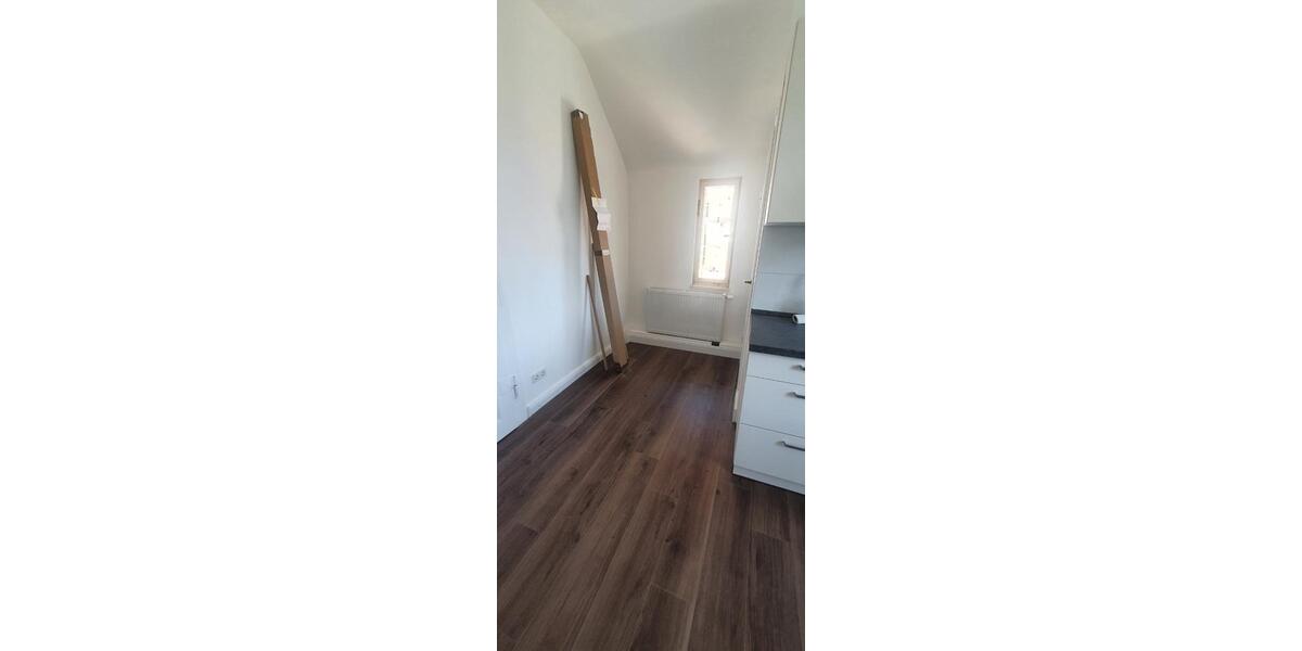 Etagenwohnung Sindelfingen Sindelfingen (Stadt) - 4 Zimmer, 110 m&sup2;, 1.150&euro; | Angebot:26542576