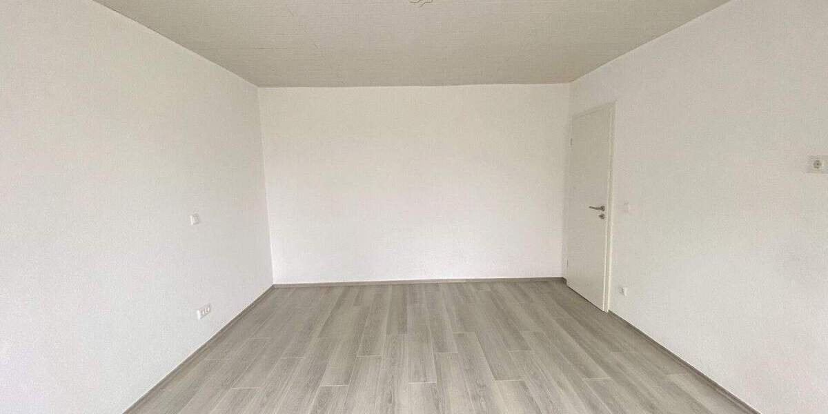 Etagenwohnung Übach-Palenberg Zweibrüggen - 3 Zimmer, 81 m&sup2;, 650&euro; | Angebot:24846776