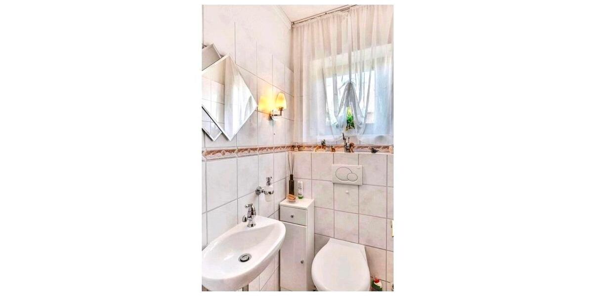 Reihenhaus Reinfeld (Holstein) - 5.5 Zimmer, 168 m&sup2;, 1.900&euro; | Angebot:26047235