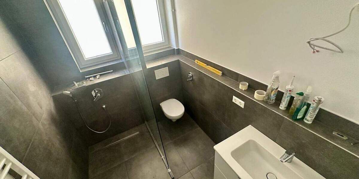 Einfamilienhaus Stuttgart Ost - 2.200&euro; | Angebot:25674464
