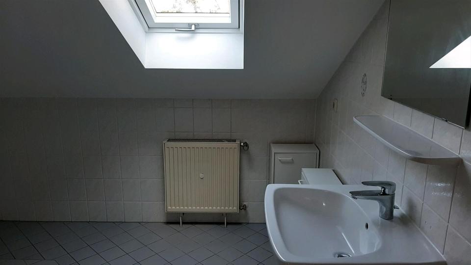 Appartement mit separater Küche an Einzelperson zimmer