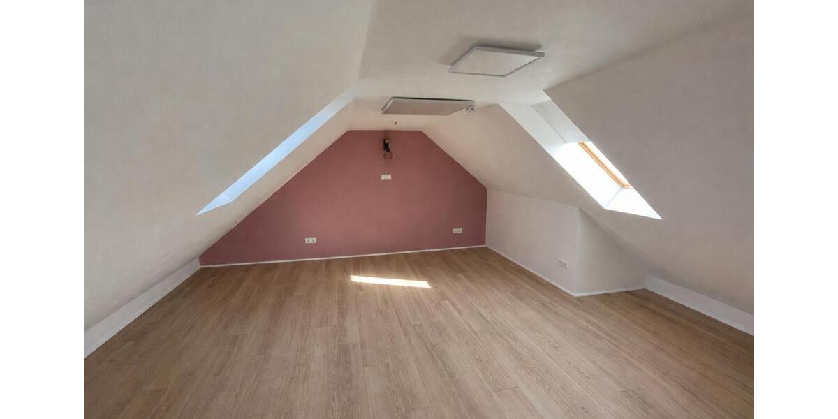 Dachgeschoßwohnung Albisheim (Pfrimm) - 3 Zimmer, 92 m&sup2;, 1.000&euro; | Angebot:26420105