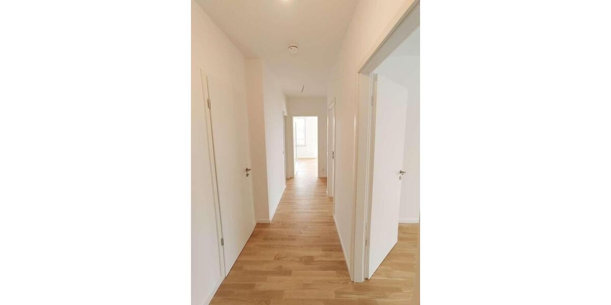 Etagenwohnung Beelitz - 3 Zimmer, 85 m&sup2;, 1.330&euro; | Angebot:25433125