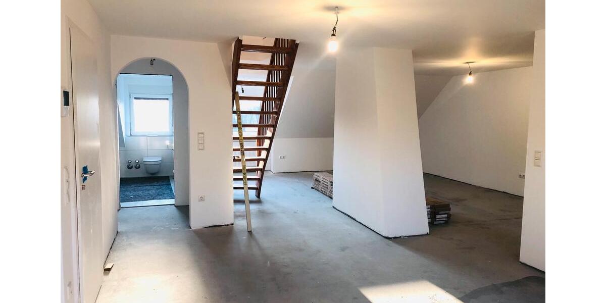 Dachgeschoßwohnung Dortmund Eving - 4.5 Zimmer, 115 m&sup2;, 1.100&euro; | Angebot:26040062