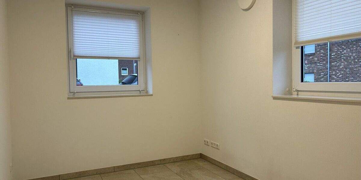 Mehrfamilienhaus, Wohnhaus Preetz - 4 Zimmer, 154 m&sup2;, 1.750&euro; | Angebot:25523410