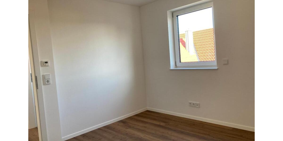 Dachgeschoßwohnung Neusitz - 2.5 Zimmer, 60 m&sup2;, 720&euro; | Angebot:25416895