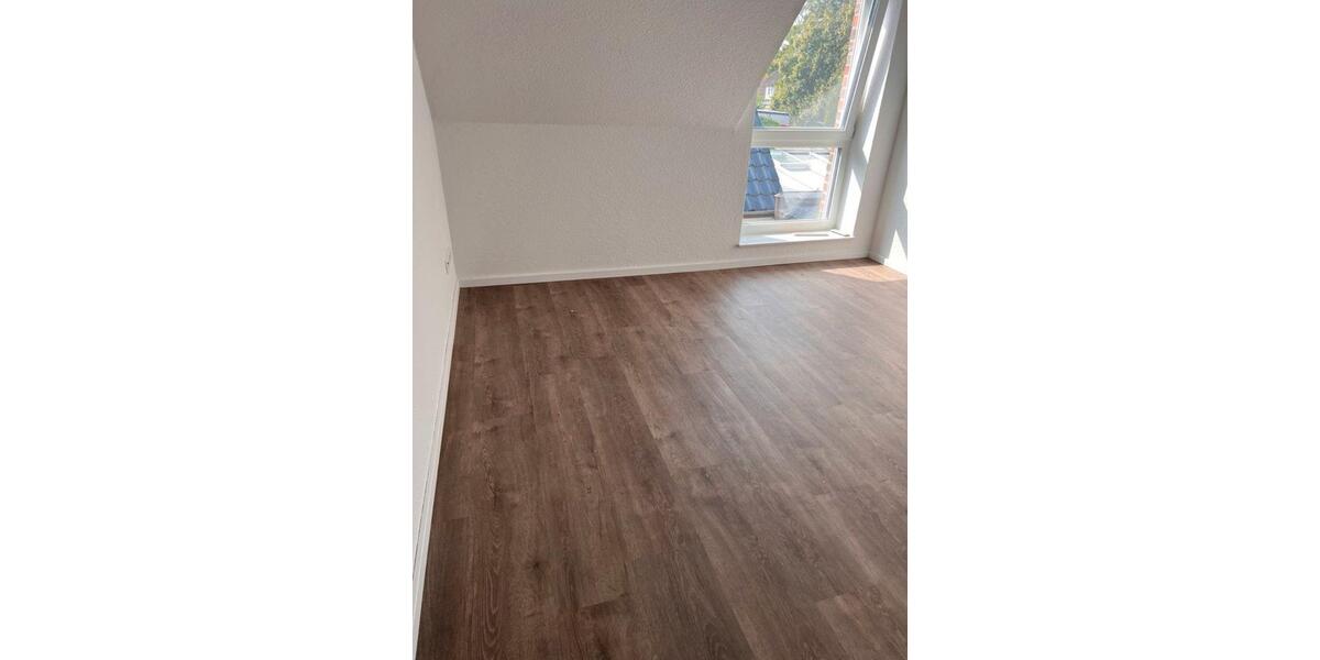 Etagenwohnung Ostrhauderfehn - 4 Zimmer, 105 m&sup2;, 1.150&euro; | Angebot:24752856