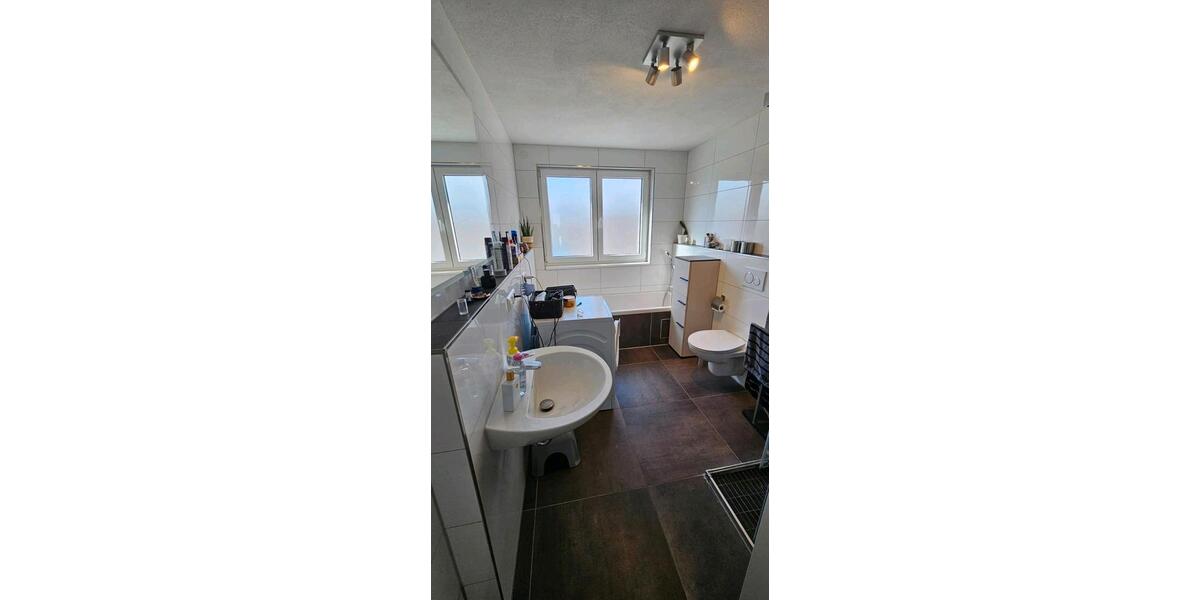 Etagenwohnung Neuenstadt am Kocher - 4.5 Zimmer, 135 m&sup2;, 1.300&euro; | Angebot:26611923