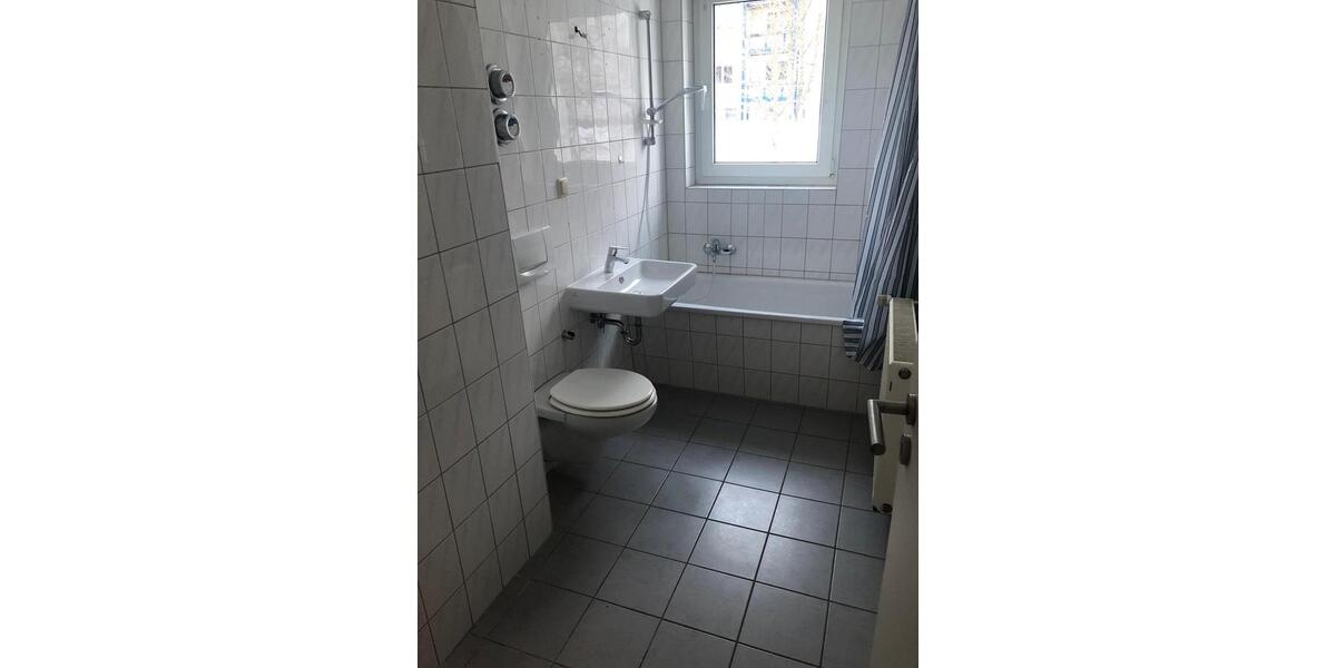 Etagenwohnung Bad Salzungen - 3 Zimmer, 59 m&sup2;, 430&euro; | Angebot:25738585