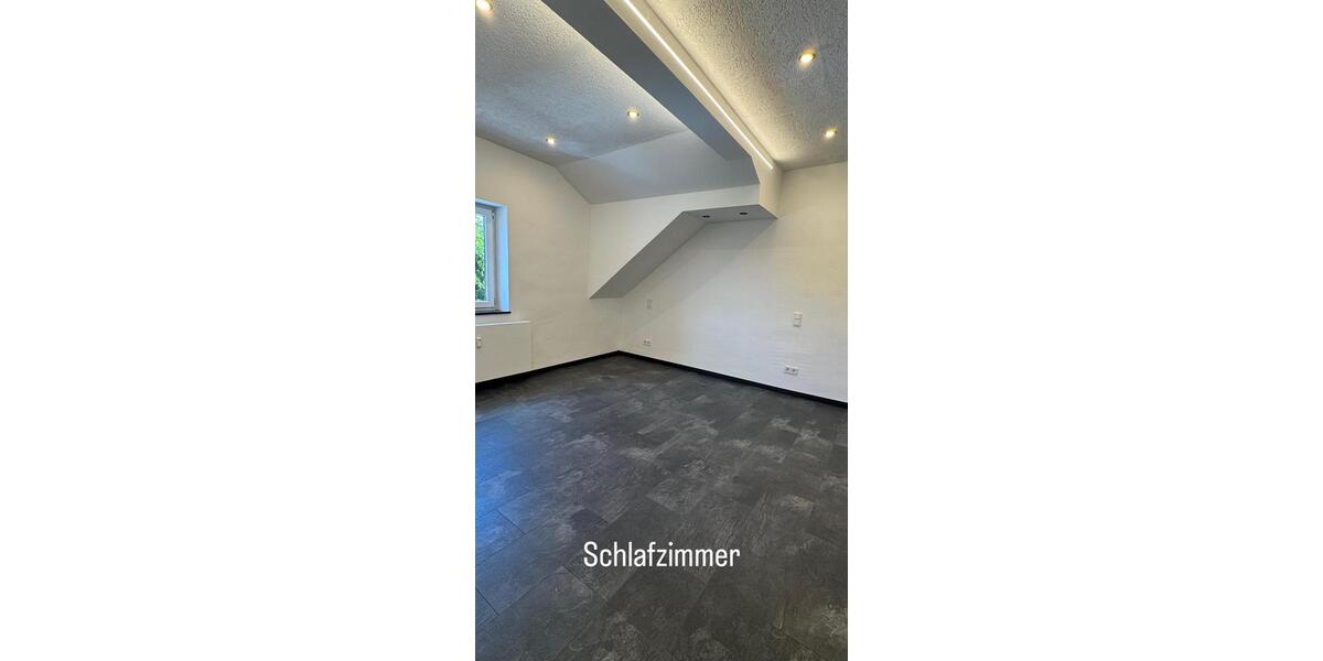Dachgeschoßwohnung Saarlouis - 2 Zimmer, 76 m&sup2;, 700&euro; | Angebot:26630202