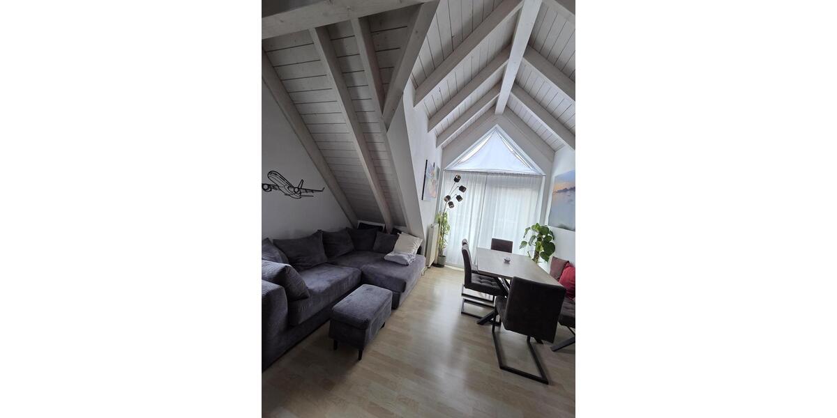 Dachgeschoßwohnung Stuttgart Birkach - 2.5 Zimmer, 58 m&sup2;, 740&euro; | Angebot:25225176