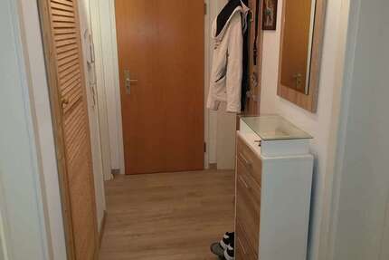 Wohnung zum Mieten in Osternienburger Land 325 € 59 m² 3 zimmer