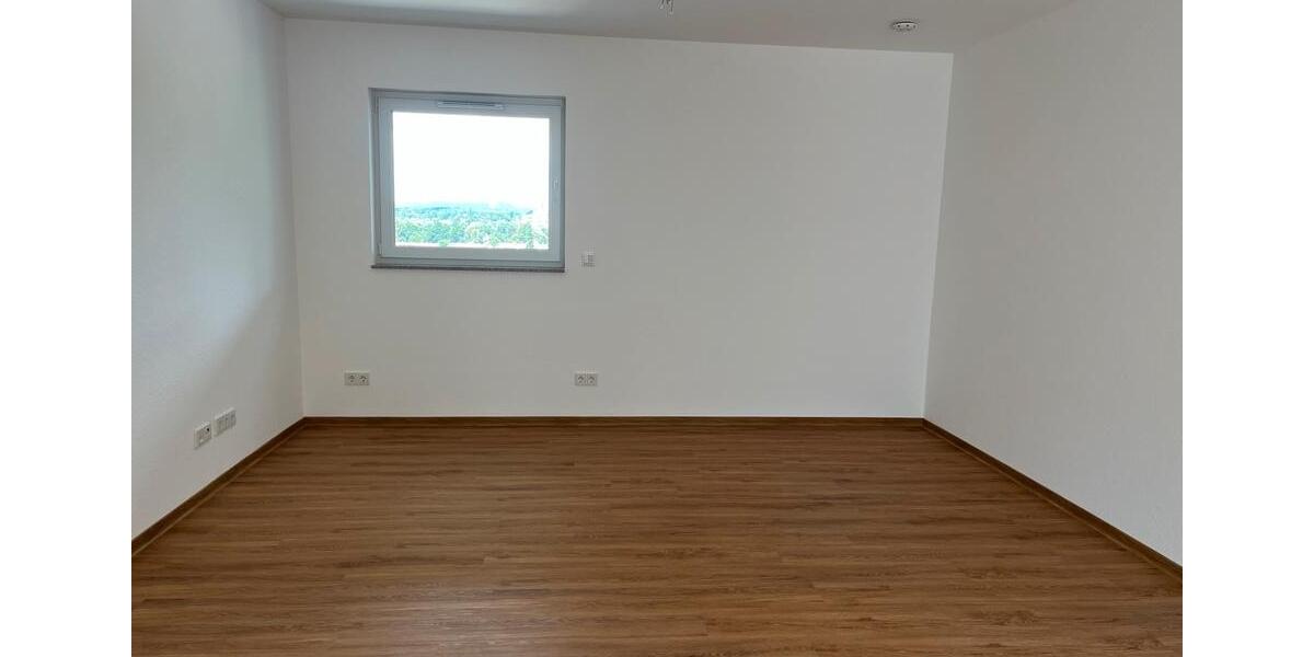 Dachgeschoßwohnung Homburg - 4 Zimmer, 96 m&sup2;, 1.400&euro; | Angebot:26295598