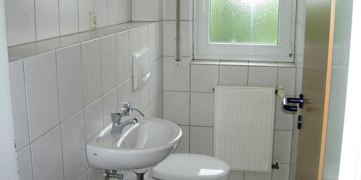 Etagenwohnung Weißenthurm - 4 Zimmer, 98 m&sup2;, 830&euro; | Angebot:25680270