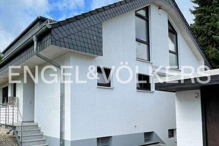 Luxuriöses Einfamilienhaus in Toplage 4 zimmer
