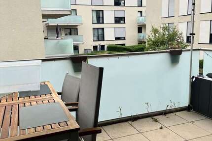 Wohnung zum Mieten in Stuttgart 1.170 € 73.5 m² 3 zimmer