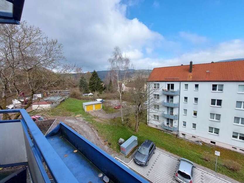 Wohnung zum Mieten in Zella-Mehlis 310,75 € 50.95 m²