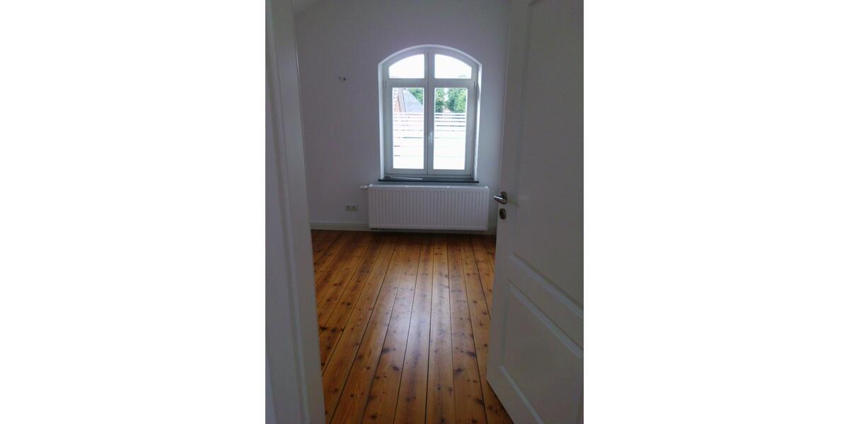 Einfamilienhaus Bad Segeberg - 7 Zimmer, 170 m&sup2;, 1.420&euro; | Angebot:25656290