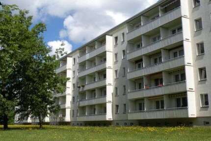 Wohnung zum Mieten in Stralsund 282,97 € 41.01 m² 2 zimmer