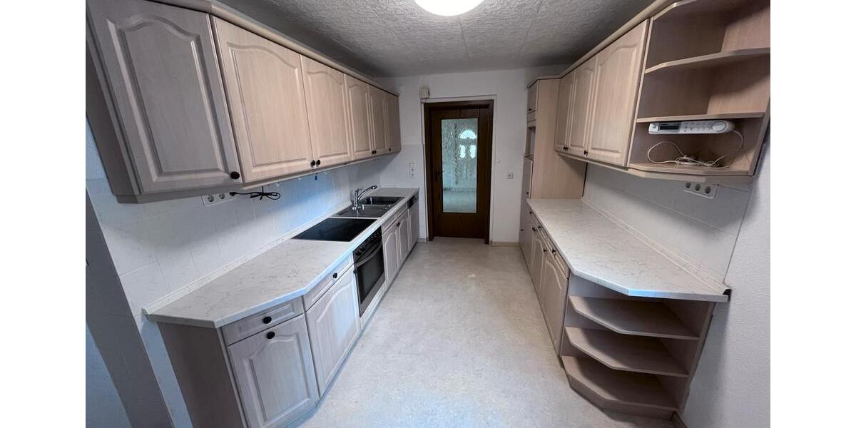 Reihenhaus Delligsen - 7 Zimmer, 195 m&sup2;, 1.050&euro; | Angebot:26225566