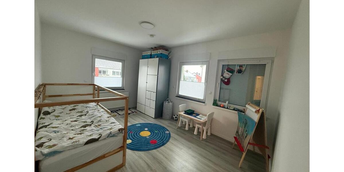 Etagenwohnung Osnabrück Hellern - 4 Zimmer, 105 m&sup2;, 1.250&euro; | Angebot:25590456