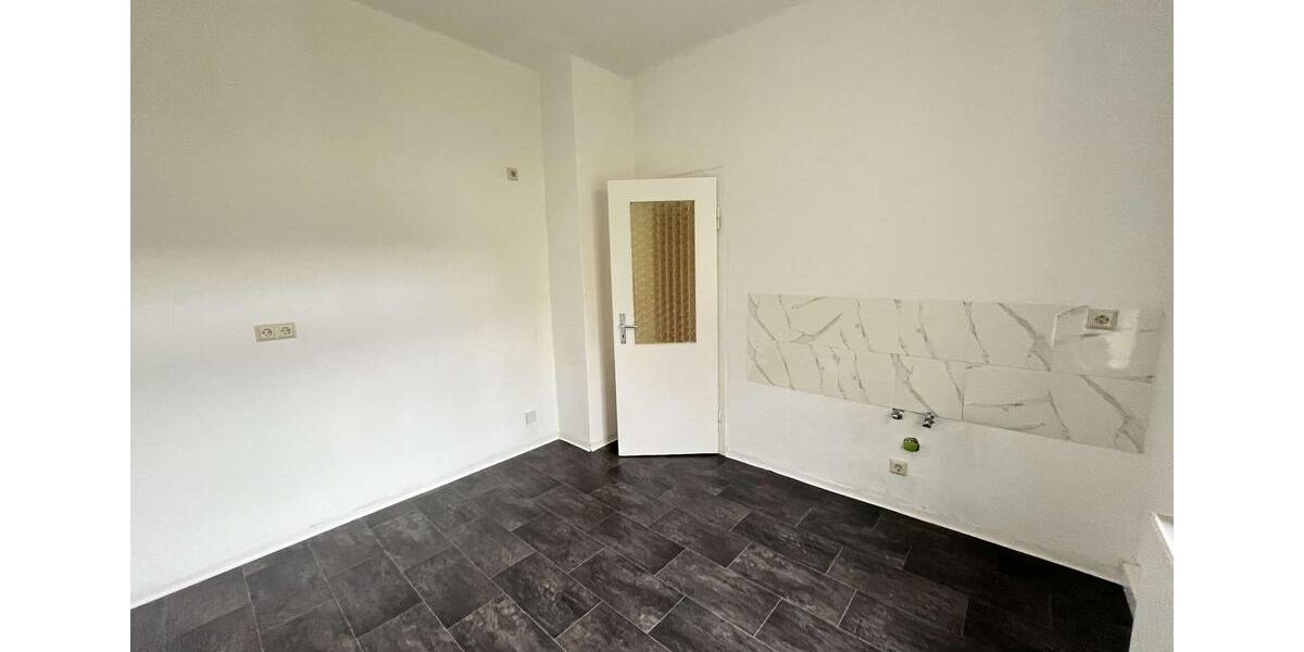 Erdgeschoßwohnung Hainichen - 3 Zimmer, 53 m&sup2;, 292&euro; | Angebot:22307055