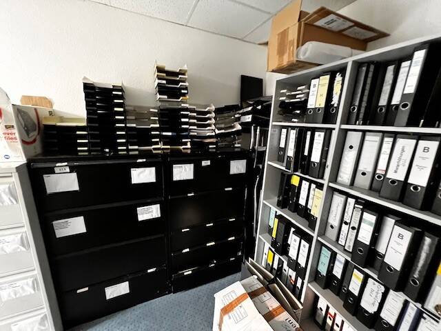 Gewerbeobjekt Radebeul Zitzschewig - 4 Zimmer, 97 m&sup2;, 636&euro; | Angebot:25671761