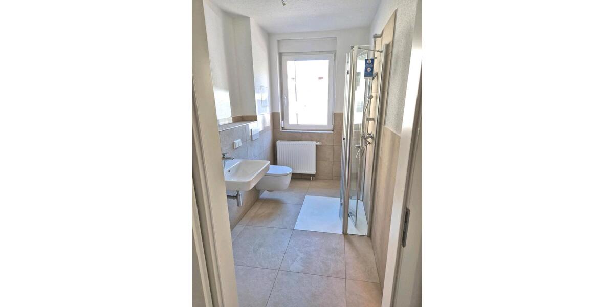 Erdgeschoßwohnung Ronneburg - 2 Zimmer, 61 m&sup2;, 465&euro; | Angebot:26533375