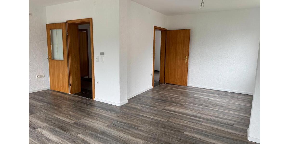 Etagenwohnung Simbach - 4 Zimmer, 97 m&sup2;, 850&euro; | Angebot:26363023