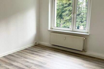 Wohnung Rosenow - 2 Zimmer, 47 m&sup2;, 250&euro; | Angebot:25877119