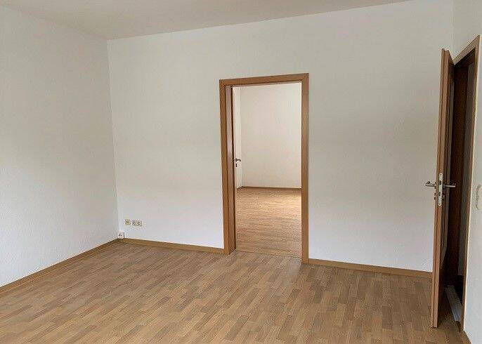 Etagenwohnung Oschersleben Oschersleben - 2 Zimmer, 43 m&sup2;, 267&euro; | Angebot:26378865
